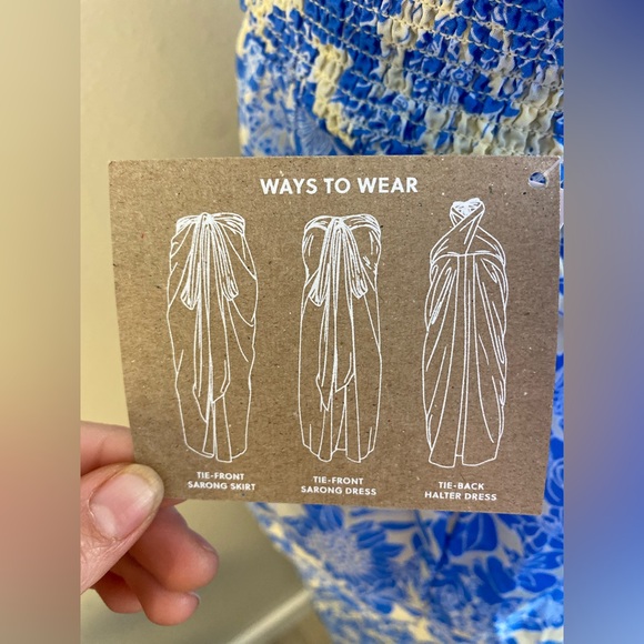 NEW Draped sarong in blue floral Blue and White Floral Halter Dress size XSmall - Picture 6 of 12